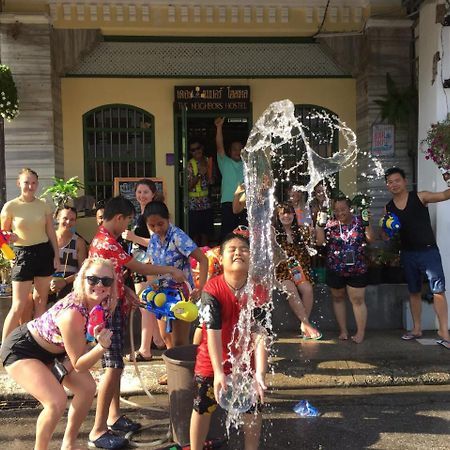 The Neighbors Hostel (Adults Only) Phuket Dış mekan fotoğraf